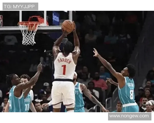 黄蜂与快船在深圳展开激烈对决球迷期待精彩表现与胜利时刻 黄蜂与快船在深圳展开激烈对决球迷期待精彩表现与胜利时刻