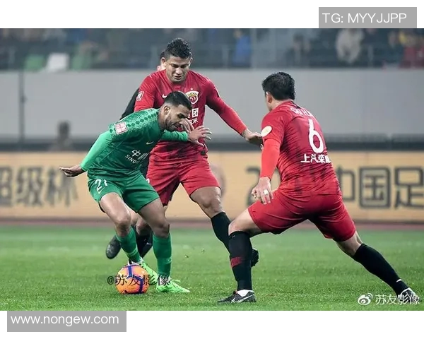 上港恒大巅峰对决门票热销球迷期待精彩赛事盛宴